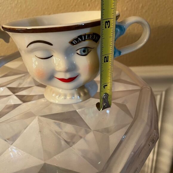 Baileys Irish Cream Him and Her Tea Cups - Picture 15 of 16